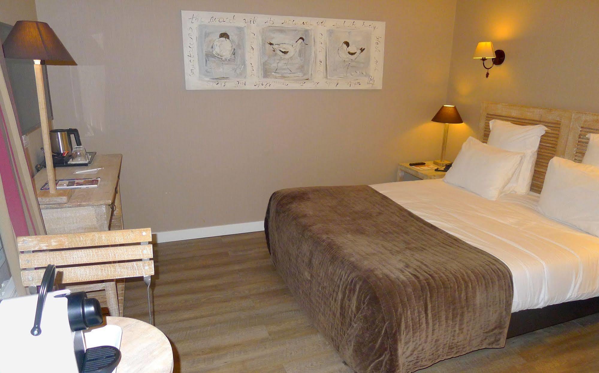Cit'Hotel Des Messageries แซ็งต์ ภายนอก รูปภาพ